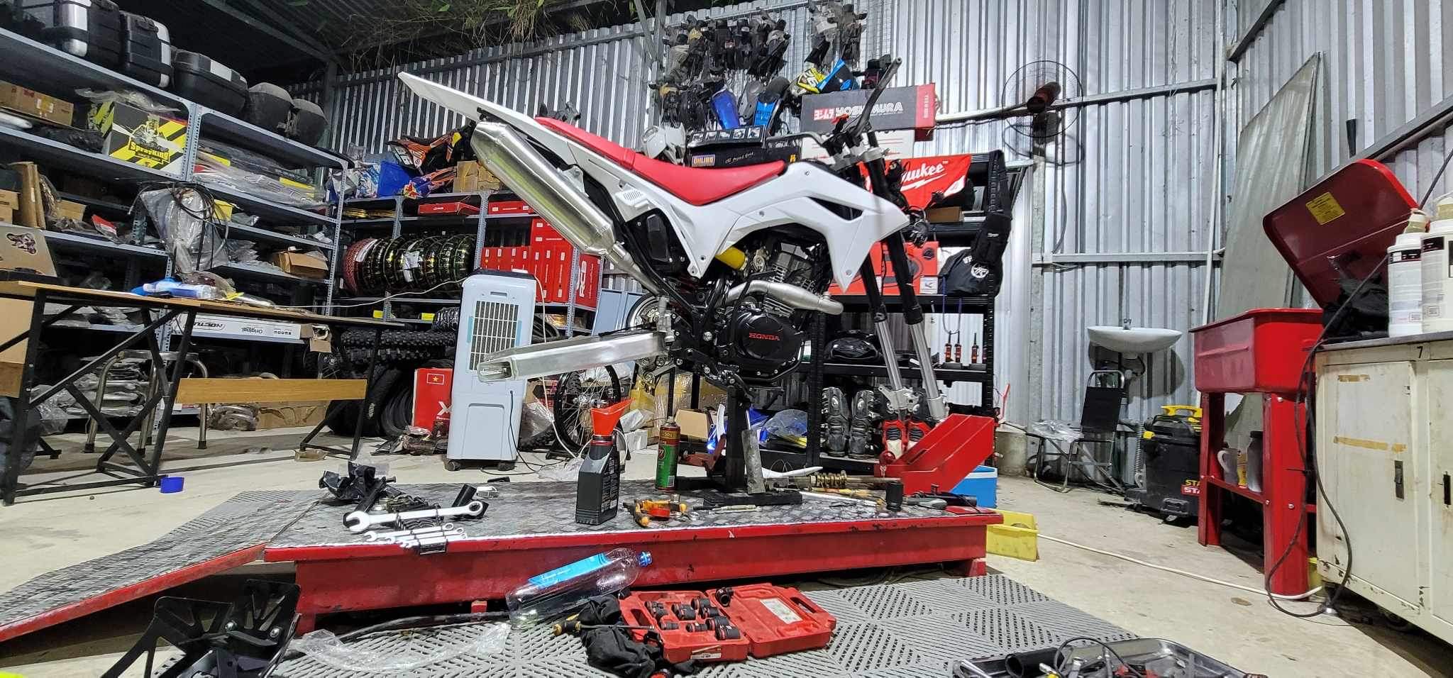 Ra mắt HYPmoto Workshop chuyên bảo dưỡng, sửa chữa và độ chế xe motorsport