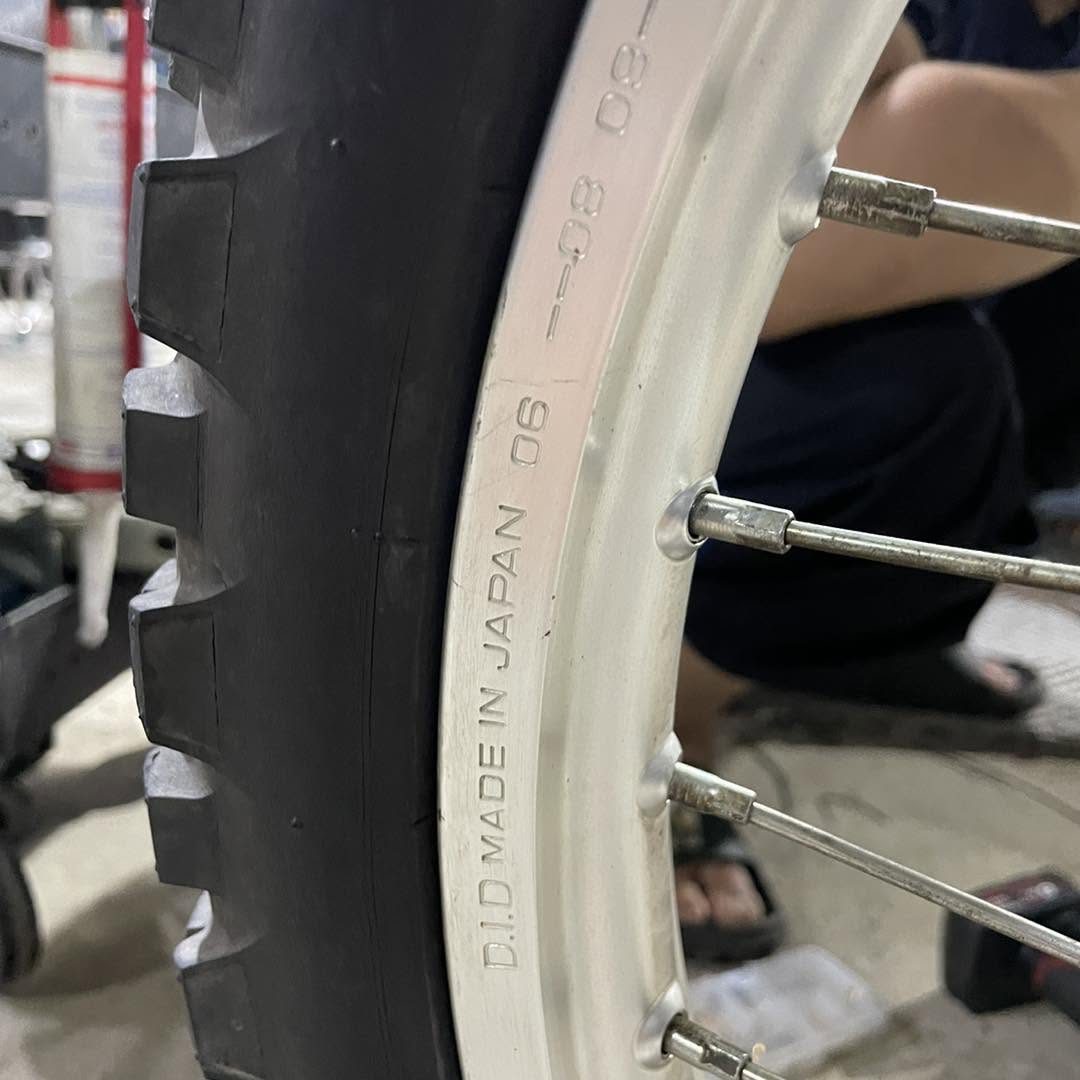 Honda XR150L mode enduro, niềng D.I.D 18/21 – ảnh 7
