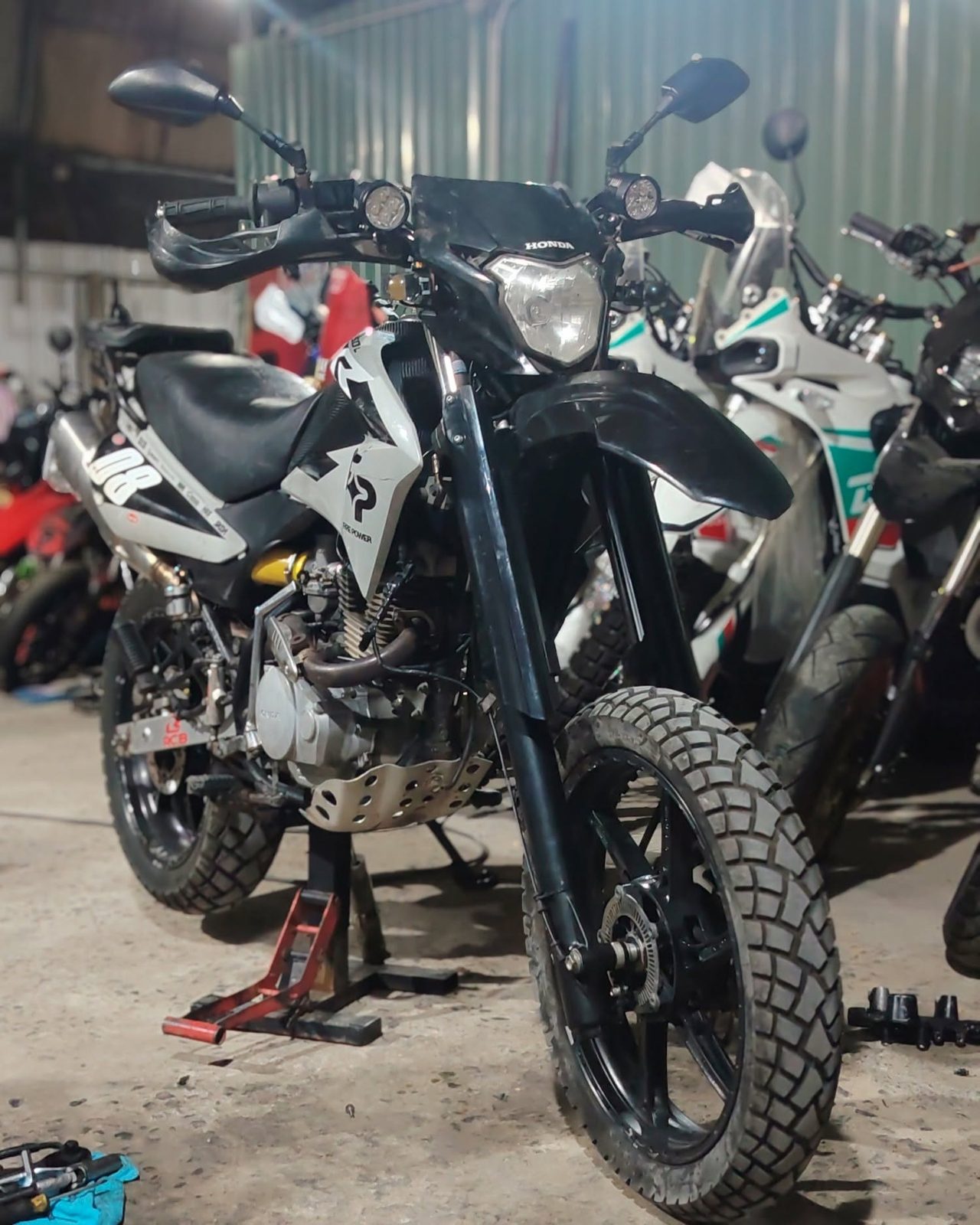 Honda XR150L phuộc WR, mâm Ex, đầu đèn CRF – ảnh 2