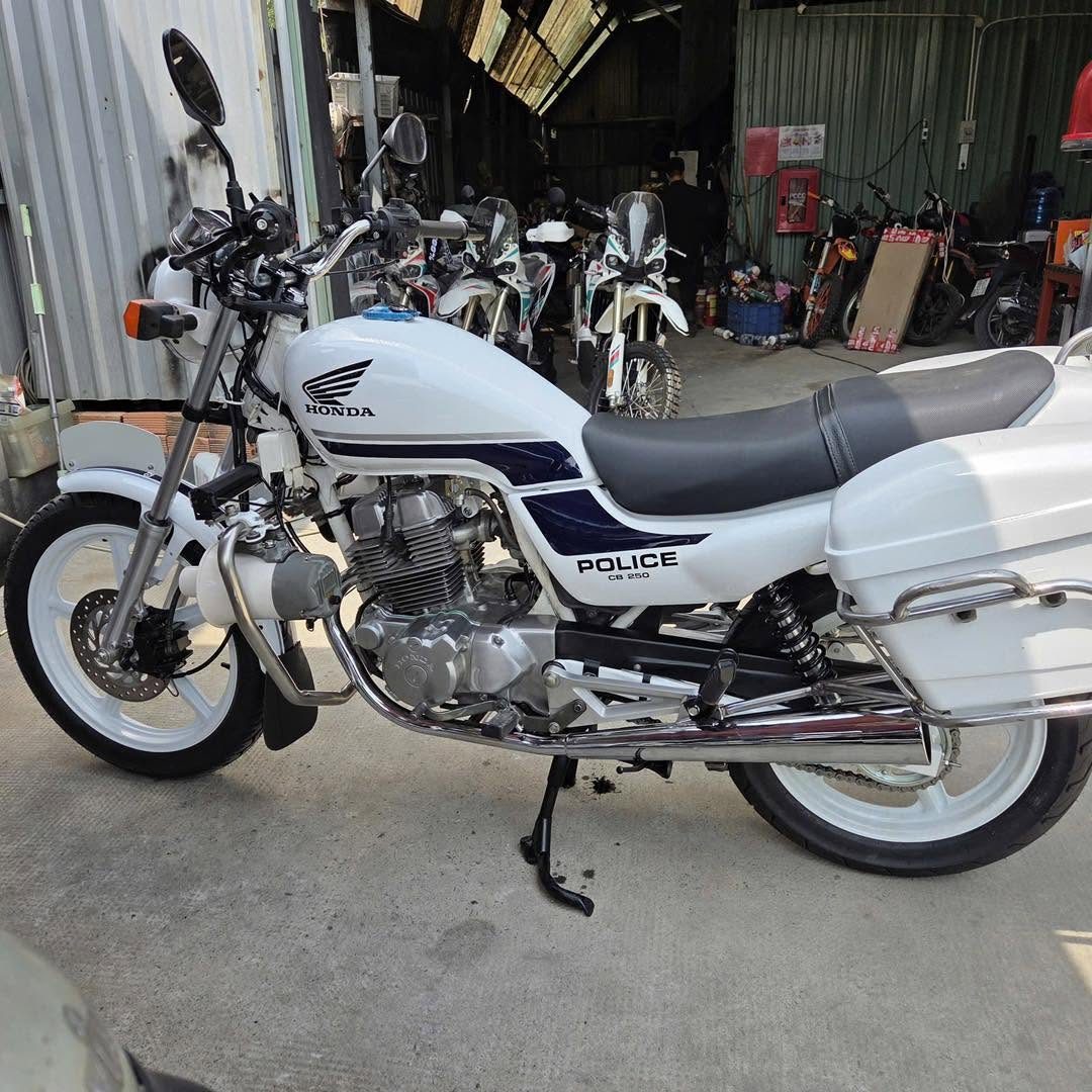 Xe đặc chủng full rebuild – HYP x Maddogs Motor