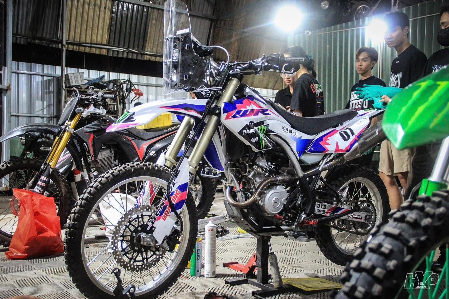 Yamaha WR155R lên USD, gắp nhôm, Tower